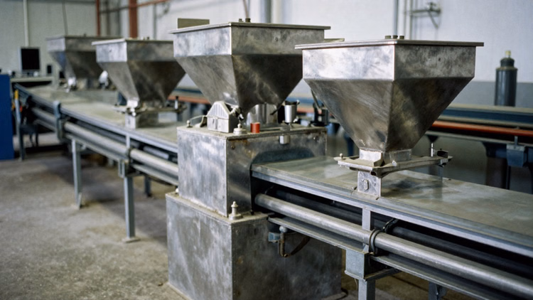 Motihari News: Mill Operator Dies After His Jacket Gets Caught While Changing Belt Of Running Flour Mill - Bihar News