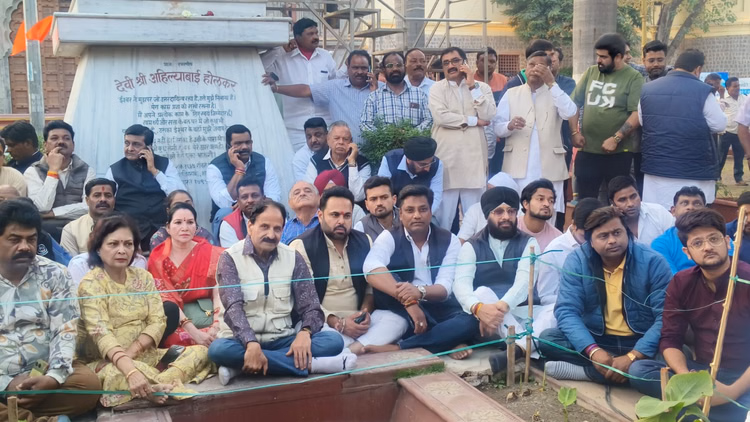 Indore:17 जनवरी को आएंगे राहुल गांधी, भागीरथपुरा प्रभावितों से करेंगे मुलाकात - Indore: Rahul Gandhi Will Come On January 17, Will Meet The Bhagirathpura Affected People.