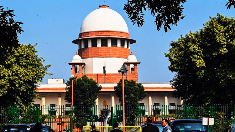 Supreme Court:मतदाता सूची संशोधन और चैतन्य बघेल के भ्रष्टाचार मामले पर सुनवाई; महिला वकीलों के कोटे पर सुनवाई - Supreme Court Update: Hearing On Voter List Revision And Chaitanya Baghel's Corruption Case And Other Cases