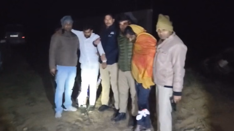 Saharanpur:संरक्षित पशु के कटान पर पुलिस मुठभेड़, तीन आरोपी गिरफ्तार, दो गोली लगने से घायल - Saharanpur: Police Encounter During Protected Animal Slaughter, Three Accused Arrested, Two Injured By Gunfire