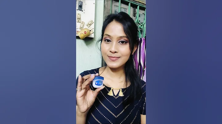 Vaseline hack😱✨#shorrts #shorts #trending #makeup #youtubeshorts #skincare #lipstick#durgapuja#viral