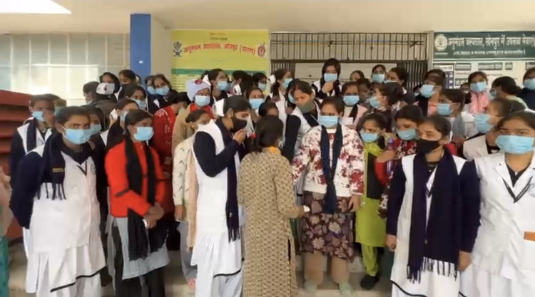 Hajipur News: Girl Students Protest Over Food Quality At Anm Training Center, Administration Orders Inquiry - Bihar News