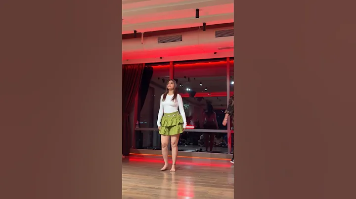 Oh Mama Tetema 歌曲病毒舞蹈 |简单步骤教程#Shorts #dance 😱 - Chinese