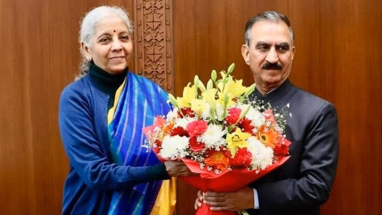 Himachal Cm:केंद्रीय वित्त मंत्री से मिले मुख्यमंत्री सुक्खू, हिमाचल के लिए वित्तीय सहायता का किया अनुरोध - Himachal Cm Sukhu Met The Union Finance Minister And Requested Financial Assistance For Himachal