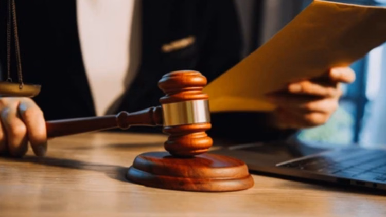 High Court :प्रदूषण नियंत्रण बोर्ड बताए...रिहायशी इलाके में चल रही आटा चक्की की आवाज तय मानक से कम है या अधिक - High Court: Pollution Control Board Should Tell Whether The Noise Of Flour Mills Operating In Residential Area