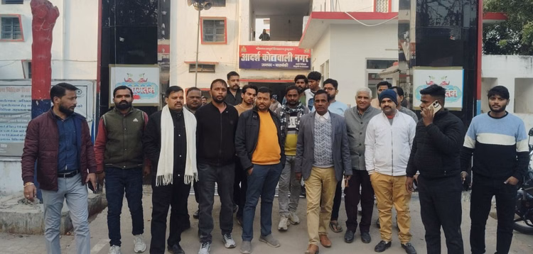 Lawyer Attacked With An Iron Rod; Two Arrested - Barabanki News