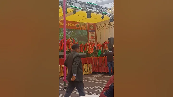 हमारी माता बहनों का पहाड़ी डांस में जबरदस्त #dance #music  परफॉर्मेंस