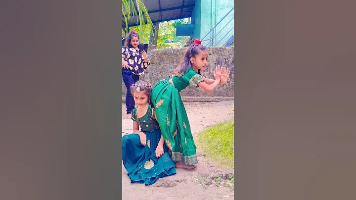 School ke piche #Trending #Song #shorts #dance #viralvideo #shortsdance #youtubeshorts #shortfeed - English