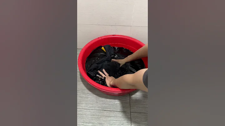 Washing black clothes for Tet holiday #shots