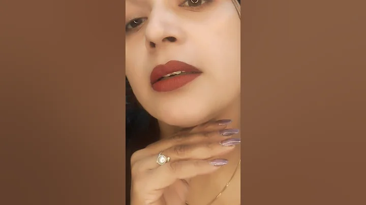 lipstick hack 💄💄#makeup hack#lipstick tutorial#trending #short #shorts #youtubeshorts #viral