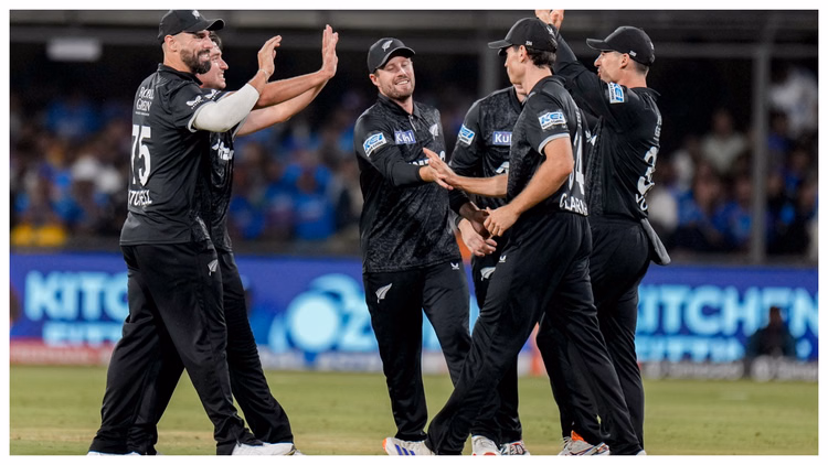 Ind Vs Nz Live Score:भारत की हालत खराब, 71 पर चौथा विकेट खोया; केएल राहुल भी लौटे पवेलियन - Ind Vs Nz Odi Live Score: India Vs New Zealand Today 3rd Odi Match Scorecard Result Updates In Hindi