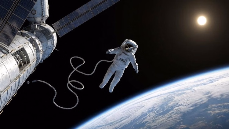 Space Explained:अगर अंतरिक्ष की गहराई में खो जाए एस्ट्रोनॉट, तो कितने दिन तक चल सकती हैं उसकी सांसें? - For How Long An Astronaut Would Survive In Space After Being Lost From Space Station