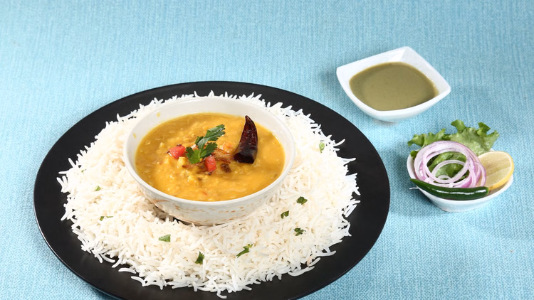 Health Tips:खाने में नींबू निचोड़ कर खाने से मिलते हैं ये जबरदस्त फायदे, जान लें इसके पीछे का विज्ञान - Health Tips: Benefits Of Adding Lemon To Food Know Science Behind It