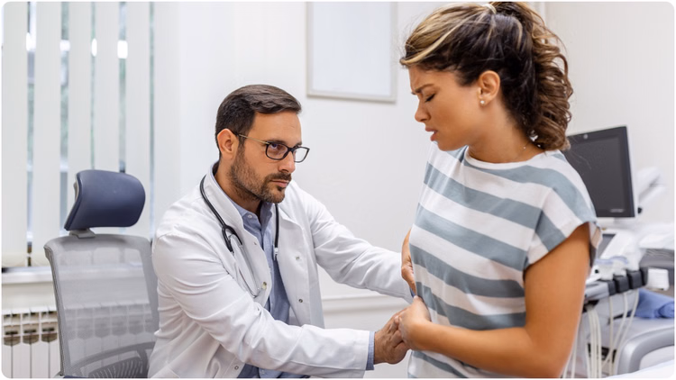 Crohn's Disease:बनी रहती है पेट में दर्द और ऐंठन, कहीं आपको क्रोहन डिजीज तो नहीं? जानिए क्या है ये बीमारी - Crohn Disease Causes Symptoms And Treatment Pet Me Dard Aur Aithan Ka Karan