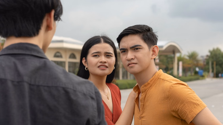 Relationship Problems:एक्स पार्टनर वापस जिंदगी में आना चाहता है ? बात बढ़ाने से पहले इन पहलुओं का ध्यान रखें - Relationship Problem Ex Partner Coming Back In My Life What Should I Do