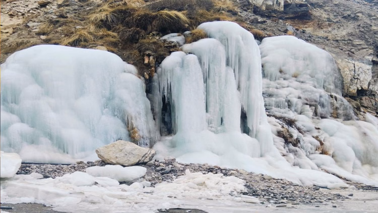 Himachal Weather:शिमला सहित 22 स्थानों पर रात का पारा 5 डिग्री से कम, तीन दिन बारिश-बर्फबारी के आसार - Himachal Weather: Night Temperatures Drop Below 5 Degrees Celsius In 22 Places Including Shimla; Rain And Snow