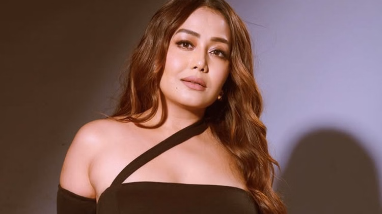 नेहा कक्कड़ ने किया ब्रेक का एलान, सोशल मीडिया पर शेयर किया पोस्ट और फिर कर दिया डिलीट; जानिए क्या बोले यूजर? - Neha Kakkar Announces Break From Work And Responsibilities Later Singer Deletes Her Post