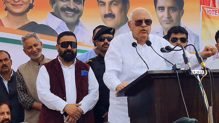 फारूक अब्दुल्ला ने कहा:कश्मीरी पंडितों का घर घाटी में हमेशा खुला, कश्मीर लौटें... स्वागत है - Don't Think Kashmiri Pandits Want To Live In Valley Permanently Said Farooq Abdullah