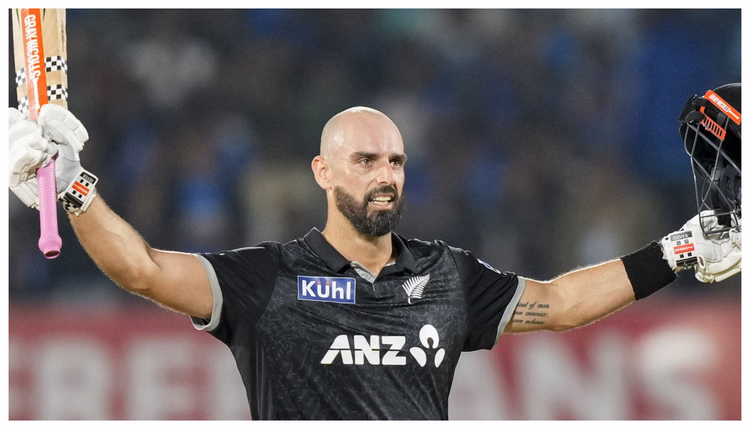 Ind Vs Nz:इस भारतीय गेंदबाज पर शुरू से आक्रमण करने की न्यूजीलैंड ने बनाई थी रणनीति, मिचेल ने किया खुलासा - New Zealand's Indore Odi Hero Daryl Mitchell Revealed That Targeting Kuldeep Yadav Was Part Of Plan