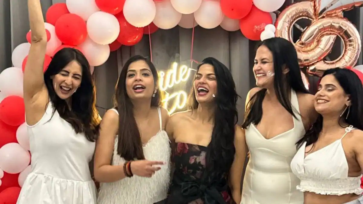 Chahatt Khanna Rings in the New Year with a bachelorette bash with her friends – Firstpost