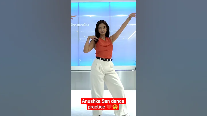 Anushka Sen dance practice with Korean girl 💃 #shorts #anushkasen #kpop #korea #dancepractice