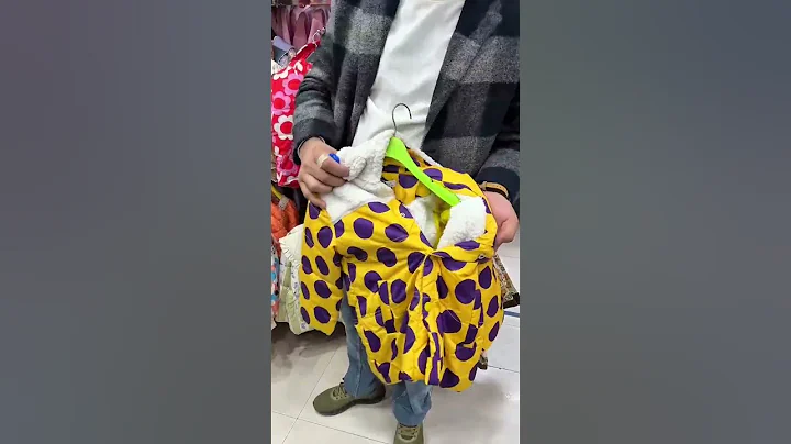 नवजात शिशु के परिधान | बेबी गारमेंट्स थोक बाज़ार | जन्मे बच्चे के कपड़े | ब्रांडेड बच्चों के वस्त्र - Hindi