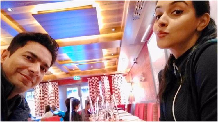 ‘खुशनुमा 10 साल’, शादी की 10वीं सालगिरह पर असिन पर पति ने लुटाया प्यार; लिखा दिल छू लेने वाला नोट - Asin Celebrates 10th Anniversary Husband Rahul Sharma Shares Unseen Pics And Pens Heartfelt Note For Her