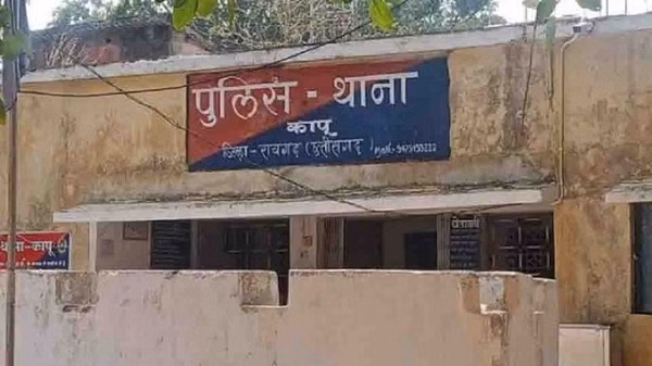 Thieves Stole Cash And Jewelry From A Teacher's House In Raigarh District - Raigarh News - Raigarh Crime:शिक्षक के घर में चोरों का धावा, ताला तोड़कर नकदी-जेवरात ले भागे चोर, पुलिस तलाश में