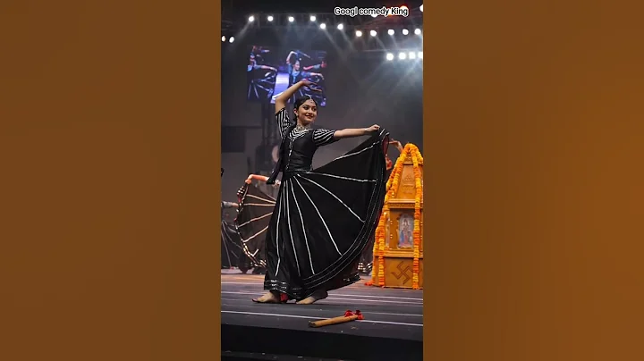 Nagada Sang Dhol song dance performance girls #dance #garba #girldance #nagadasangdholbaje #shorts