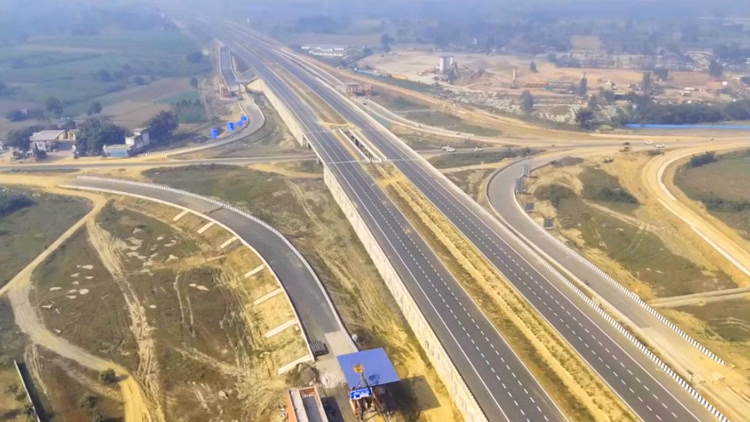 सीएम योगी बोले:फरवरी तक शुरू हो जाएगा गंगा एक्सप्रेसवे, 12 जिलों से गुजरेगा 594 किमी लंबा राजमार्ग - Cm Yogi Said: Ganga Expressway Will Be Operational By February, 594 Km Long Highway Will Pass Through 12 Distr