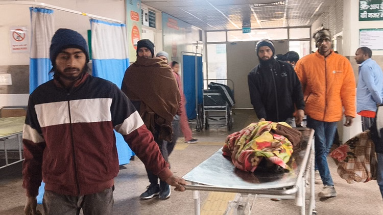 Haryana:ईंट भट्ठे पर पानी से भरे गड्ढे में गिरा पांच साल का मासूम, रातभर ढूंढते रहे माता-पिता; सुबह मिला शव - Five-year-old Boy Dies After Drowning In A Water Pit