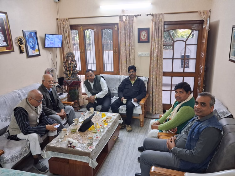 Importance Of Hindi Explained Through Poems - Lucknow News