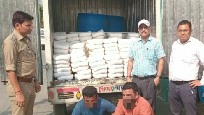 Chardham Yatra, a big consignment of false cheese trapped in the Doon Police Action, would be provided in the restaurant of the route – great action against adultery Dehradun Police Busts Fake Fake Factory Come for Cardham Yatra