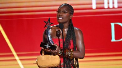 doightii-condemns-la-ice-raids-and-trump-in-wager-awards-speech