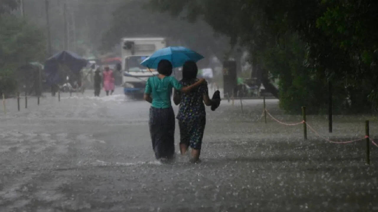 Heavy rains will continue in the state in the next four days, Orange Alert in Konkan, what is the situation in Mumbai Pune