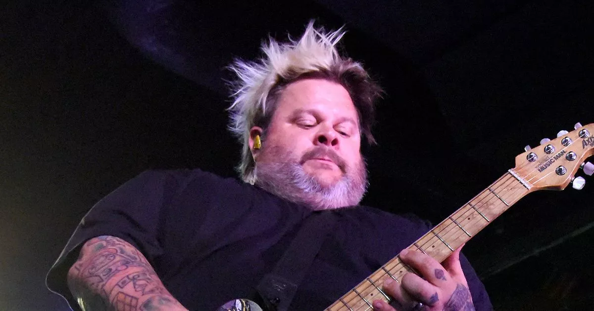 ROCK STAR SHARES PAINTFUL STRUGGLE WITH ‘BRONTH’ Health Condition that forces Him to Cancel Gigs – ryan