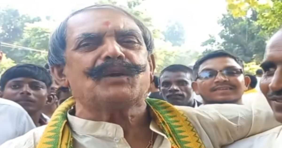 Once upon a time the dance ran in Mokama Tall, now life has gone there, who was Dular Chand Yadav?