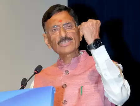 Minister of State for Defense Sanjay Seth goes to UAE to participate in ‘Dubai Air Show’, many officers will also participate