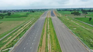 Food lanes and EV charging facilities will be available on all highways in UP, low budget hotels and motels will be opened for rest on highways to get food lanes and EV charging stations