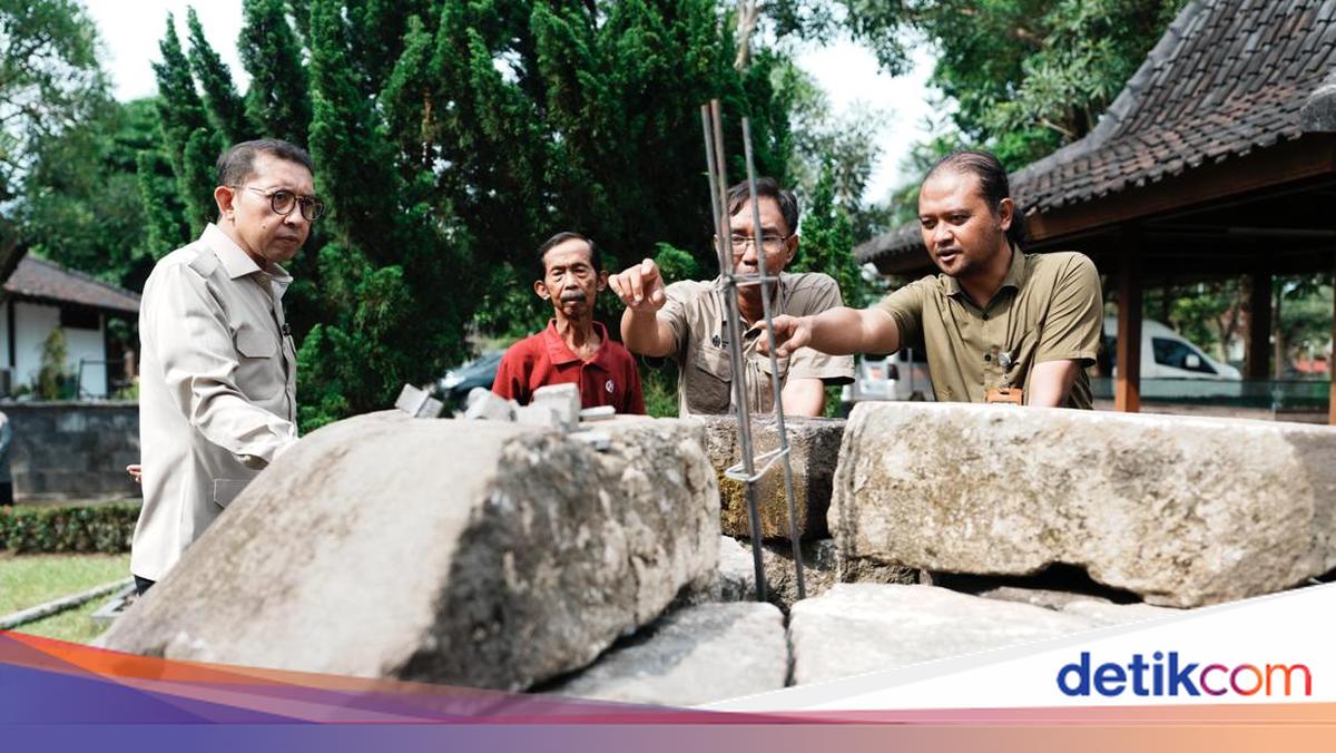 Fadli Zon visits Borobudur, urges accelerated revitalization of temple complex