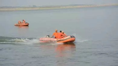 Bihar: Boat capsized in West Champaran, 2 girls missing