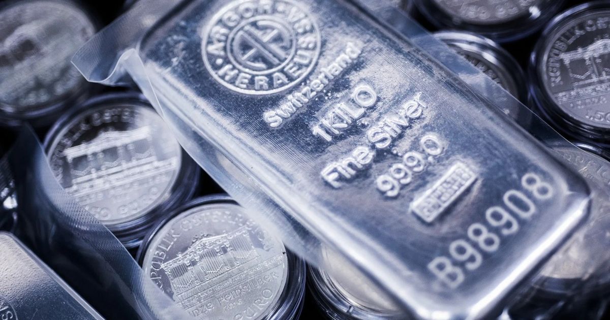 After reaching a record high due to expectations of tight supply…silver is falling