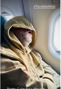 Director Anand L in flight. Rai took a ‘nap’, Kriti Sanon secretly took a photo