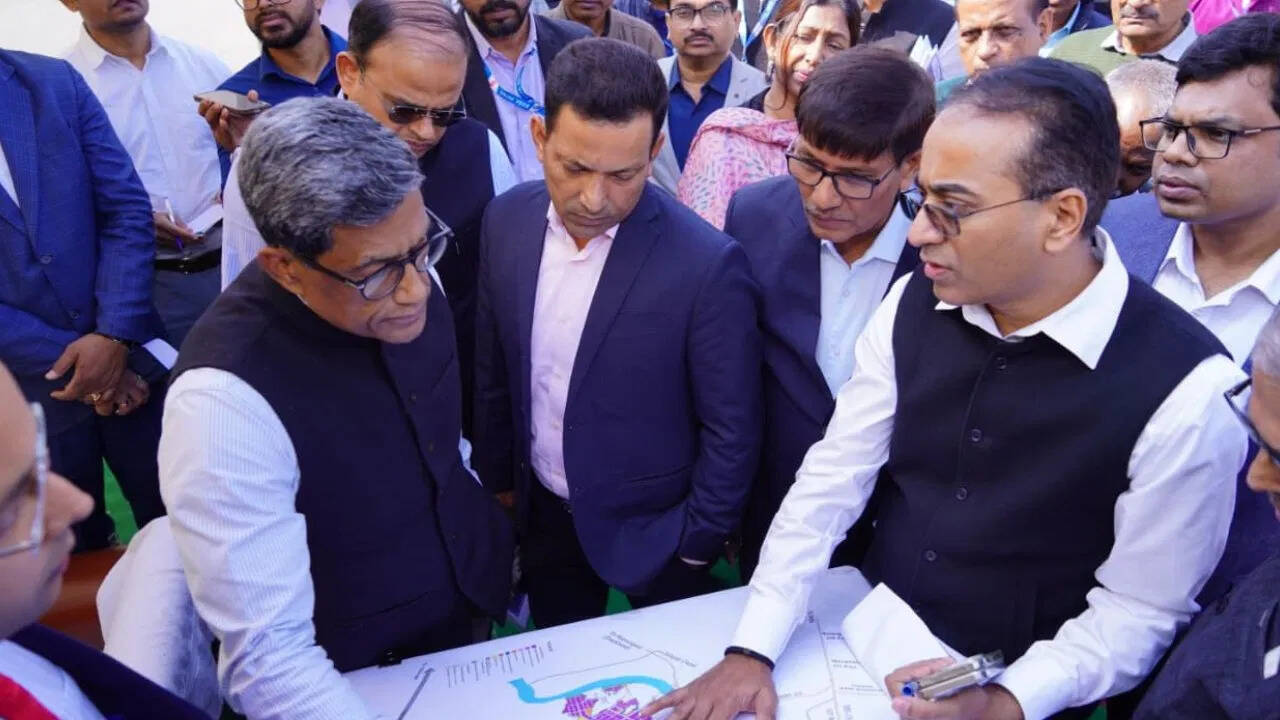 How is the Industrial Township Project of Gaya Ji, Bihar instructed to work quickly