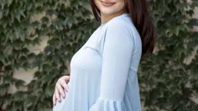 7 أشياء مدهشة وغريبة يفعلها الجنين في رحم الأم