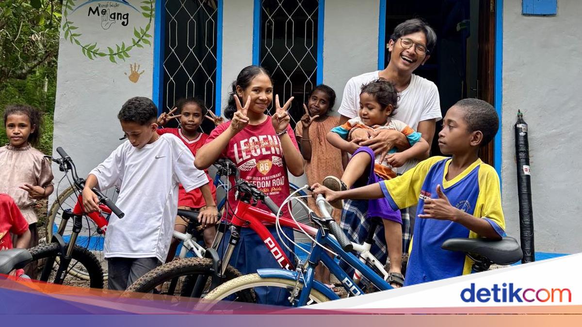 To encourage equal access to education, Polygon Bikes distributes bicycles in NTT