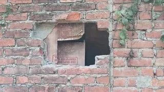 1.32 lakh cash and bottles stolen from liquor shop by burglary, incident recorded on CCTV camera – raebareli liquor shop theft of 132 lakh