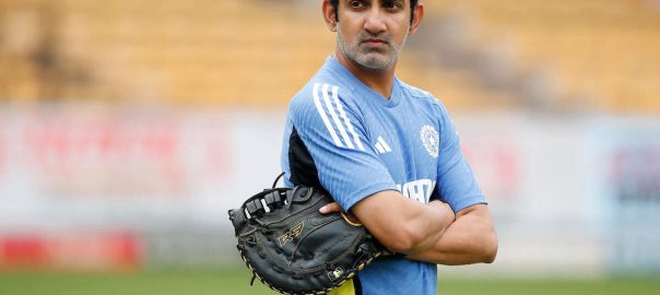 Gambhir’s anger didn’t take a break even after the match, the players were surprised to see his tough attitude during the handshake.