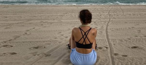 She gave a hit with Akshay, was out of Hrithik’s blockbuster, the top actress didn’t even do a single film for 6 years, what is she doing now?