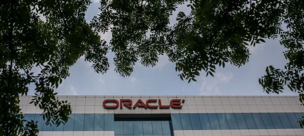“Oracle” postpones completion dates for data centers it develops for “OpenAI”